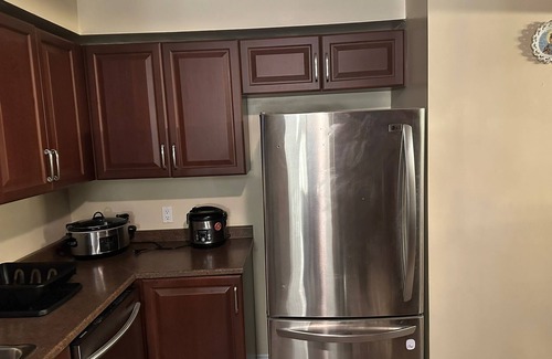 Sudbury Apartment | Newly renovated 3 bedrooms and 1 bathrooms. Located in the prime location.