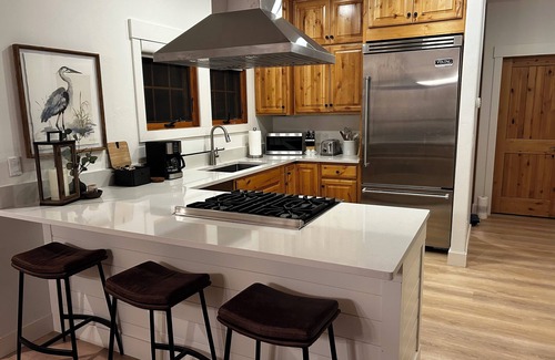 Dover Bay House | Newly-Renovated Cabin in the Woods with Territorial View in Dover Bay Resort