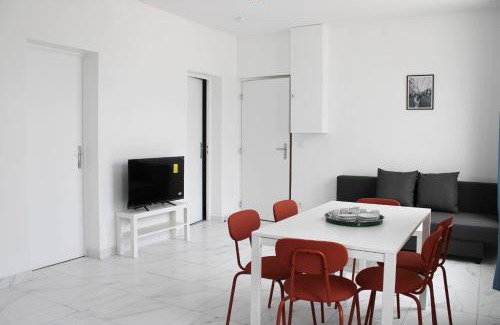 Ivry-port Apartment | Newly renovated cocoon with terrace near the Seine