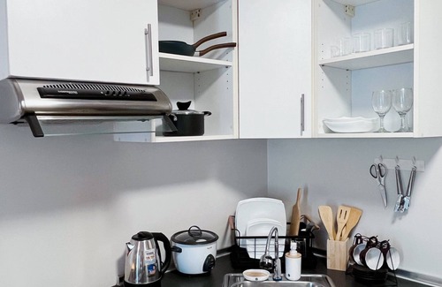 Lahug Condo | Newly Renovated Cozy Desk & View Studio in Avida IT Park