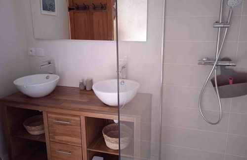 Plumaudan House | Newly renovated farmhouse on the outskirts of Dinan