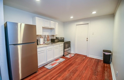 Glendale Apartment | Newly renovated Home in Charming Glendale