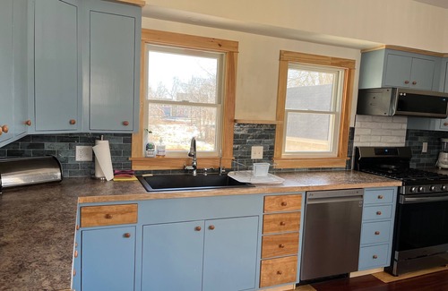 Damariscotta House | Newly Renovated Home in Newcastle Walk to Downtown Damariscotta