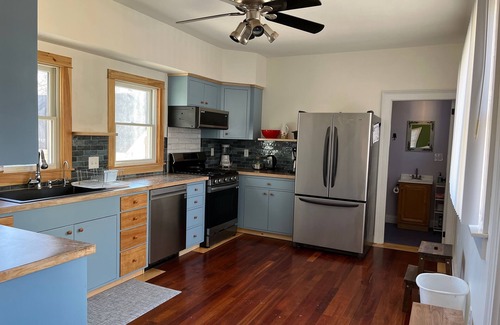 Damariscotta House | Newly Renovated Home in Newcastle Walk to Downtown Damariscotta