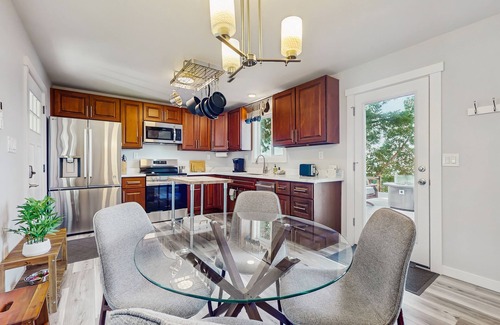 Kingston House | Newly renovated home with private hot tub and amazing sunset views, dog friendly