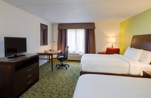 Hopelawn Hotel | Newly Renovated Hotel near Rutgers| Fitness Center & Pool | 4 Units