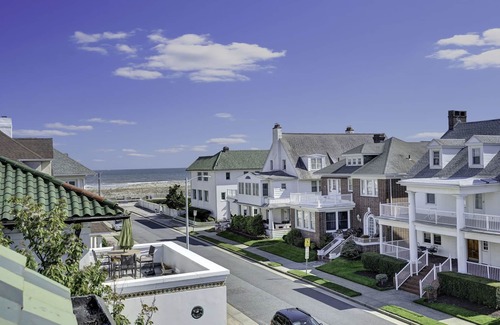 Atlantic City House | Newly Renovated Luxury Oceanfront Mansion with Private Pool, Pickleball Rackets