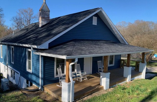 Lincolnton Apartment | Newly Renovated Lincolnton Rail Trail Downtown Apartment - Walk to Main St