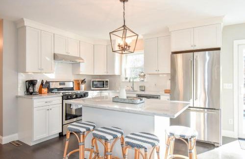 South Chatham House | Newly Renovated Modern Pond Access