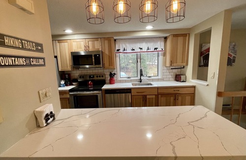 Bartlett Condo | Newly renovated Nordic Village condo