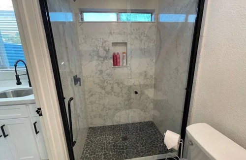 Salida Apartment | Newly renovated studio apartment 1 mile to HWY 99