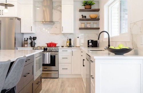 Shannon Lake House | Newly Updated 3BR 3Bath Lakeview Vista, BBQ and New Appliances - King Bed