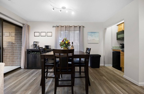 Acme Condo | ⛳ Newly Updated Lakeview Golf Retreat ➠ 5057
