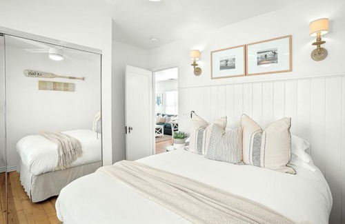 West Newport House | Newport Beach Cottage A