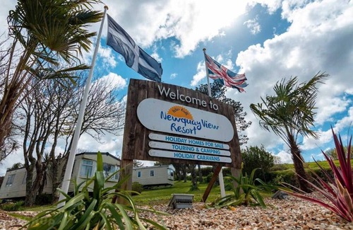 Newquay House | Newquay Bay Porth Caravan