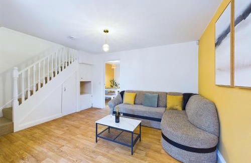 Newquay House | Newquay Entire House