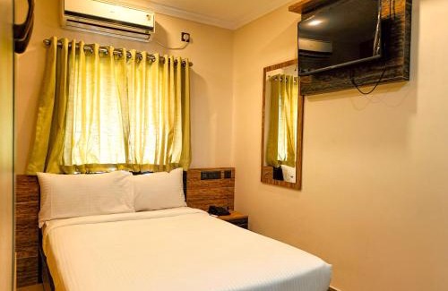 Peringandoor Hotel | Nexstay Moments Inn