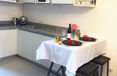 Cagayan de Oro Condo | Next to SM Mall, Modern 1BR with Balcony & Pool