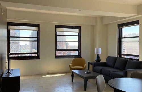 Downtown Detroit Apartment | NFL Draft 2 bedroom apartment steps from the red carpet, amazing city views