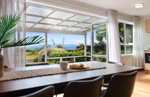 Ngongotaha House | Ngongotaha Lakeside Home