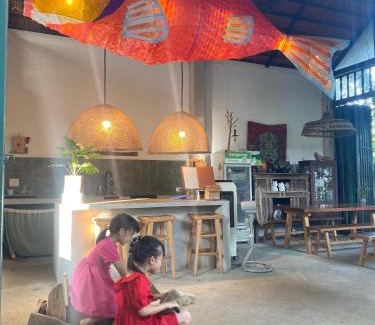 Gia Vien House | Nhà Lúa Homestay