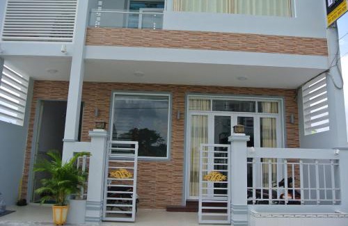 Chau Thoi House | Nhà Nghỉ HOA LÝ