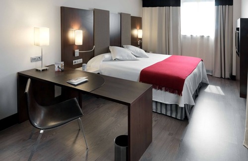 Los Barrios Hotel | NH Campo De Gibraltar