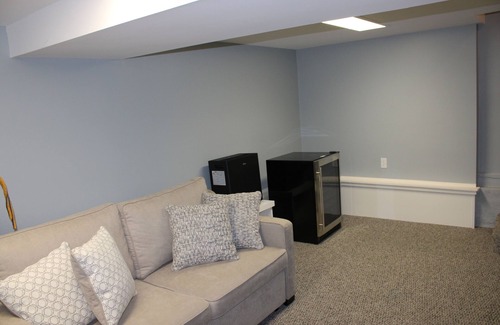 Biddeford Pool House | nHIGH TIDE OCEAN FRONT BOOK NOW FOR 2026