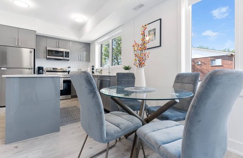 Niagara Falls Condo | Niagara Home 4 Mins To Falls, Free parking