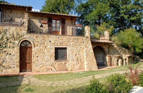Montepulciano Apartment | Nibbiano Farmhouse: Relax and Nature in Tuscany