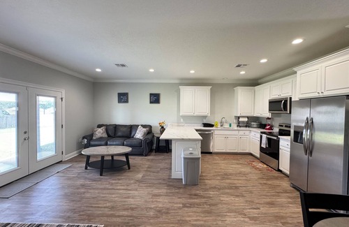 DeRidder Condo | Nice 2-bedroom condo with comfort & amenities all in one. 2023