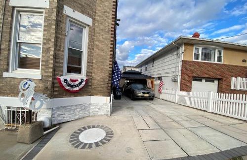 North Bergen Apartment | Nice 2 bedrooms, Massage Seat, close to New York, THE BEST CHOICE!