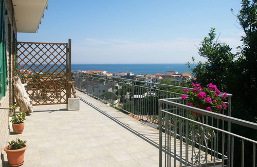 Marcelli Apartment | Nice 6 two-roomed studio apartments with sea view / front