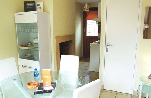 Saint-Jouan-des-Guerets Apartment | Nice apartment for 4 people with pool, WIFI, TV and terrace