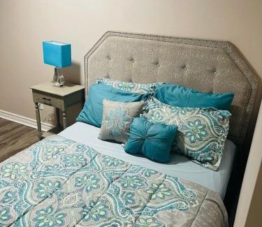 Pickering Apartment | Nice and Cozy 2 Bed Bsmt Apt