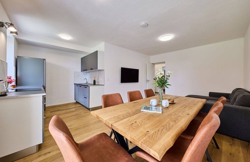 Svoboda nad Upou Apartment | Nice apartment for 4 people with WIFI, TV, terrace and pets allowed