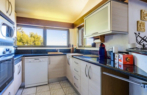Oropesa del Mar Villa | Nice apartment in villa for 4 guests with pool, A/C, WIFI, TV and terrace