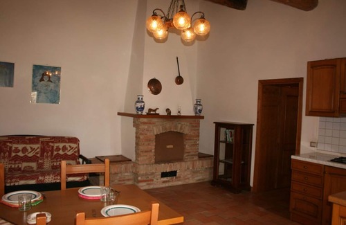 Castiglion Fiorentino Apartment | Nice apartment for 4 guests with pool, WIFI, TV and pets allowed, close to Cortona