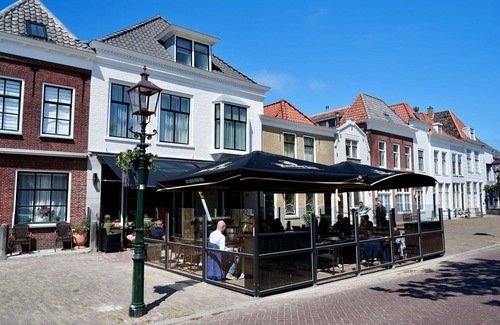 Brouwershaven Apartment | Nice apartment for 2 people with A/C, WIFI, TV and parking