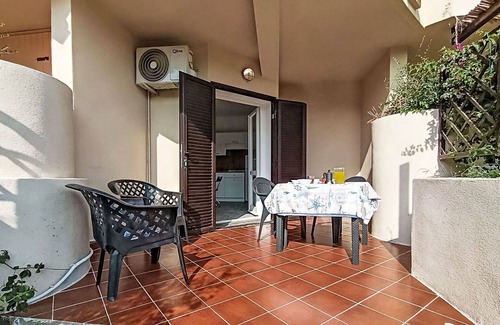 Golfo Aranci Apartment | Nice apartment for 4 guests with WIFI, pool, A/C, TV, terrace and pets allowed