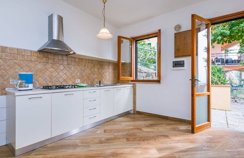 San Baronto Apartment | Nice apartment for 4 guests with WIFI, pool, balcony, pets allowed and panoramic view