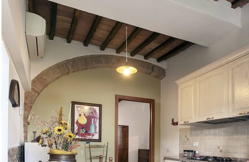 San Gimignano Apartment | Nice apartment for 4 people with WIFI, A/C, pool, pets allowed and panoramic view