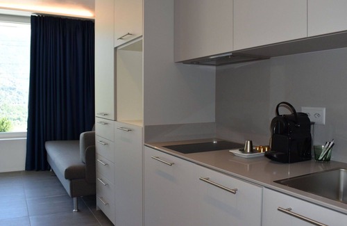 Centovalli Apartment | Nice apartment for 2 people with WIFI, pool, TV, patio, pets allowed and panoramic view