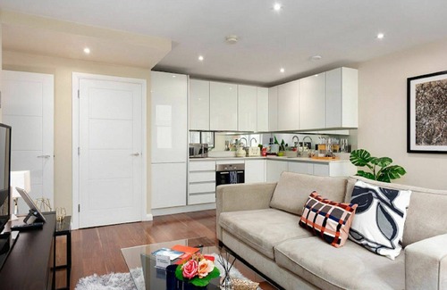 The City of London Apartment | Nice apartment for 2 people with WIFI and TV