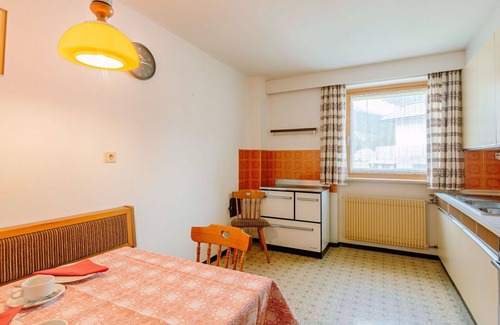 Solda Apartment | Nice apartment for 3 people with WIFI, terrace, pets allowed, panoramic view and parking