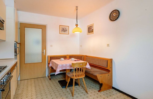 Solda Apartment | Nice apartment for 3 people with WIFI, terrace, pets allowed, panoramic view and parking