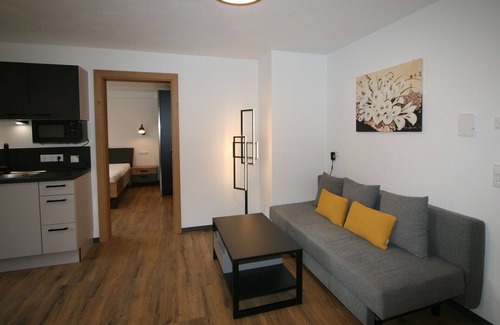 Zillertal Apartment | Nice apartment for 4 guests with WIFI, TV, balcony and parking