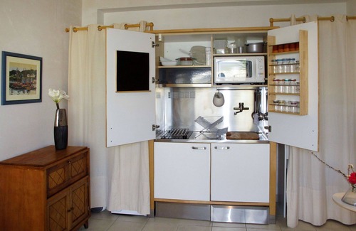 Lancieux Apartment | Nice apartment for 4 guests with WIFI, TV, terrace, pets allowed and parking