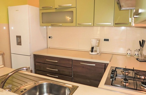 Ravni Apartment | Nice apartment for 4 guests with A/C, WIFI, TV, terrace and parking