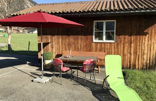 Lenk Apartment | Nice apartment for 4 guests with WIFI, TV and balcony